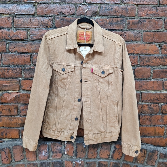 Tan Levi's Trucker Jacket - Picture 1 of 6